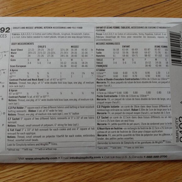 Child and Adult Apron & Play Food Cookies Toys Sewing Pattern Simplicity 2492 UC - Picture 6 of 12